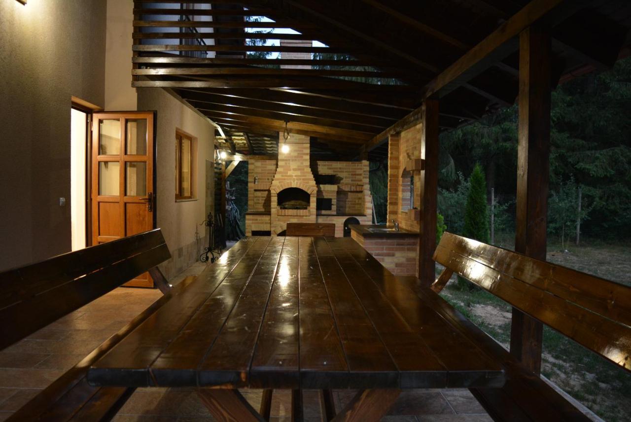 Cabana Din Padure Finis Exteriér fotografie